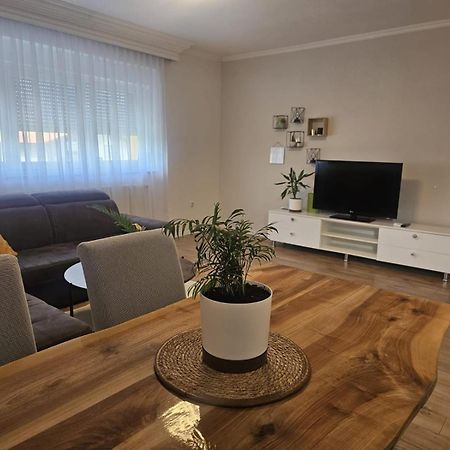 Elite Apartment Jasmina Bihać Exteriör bild