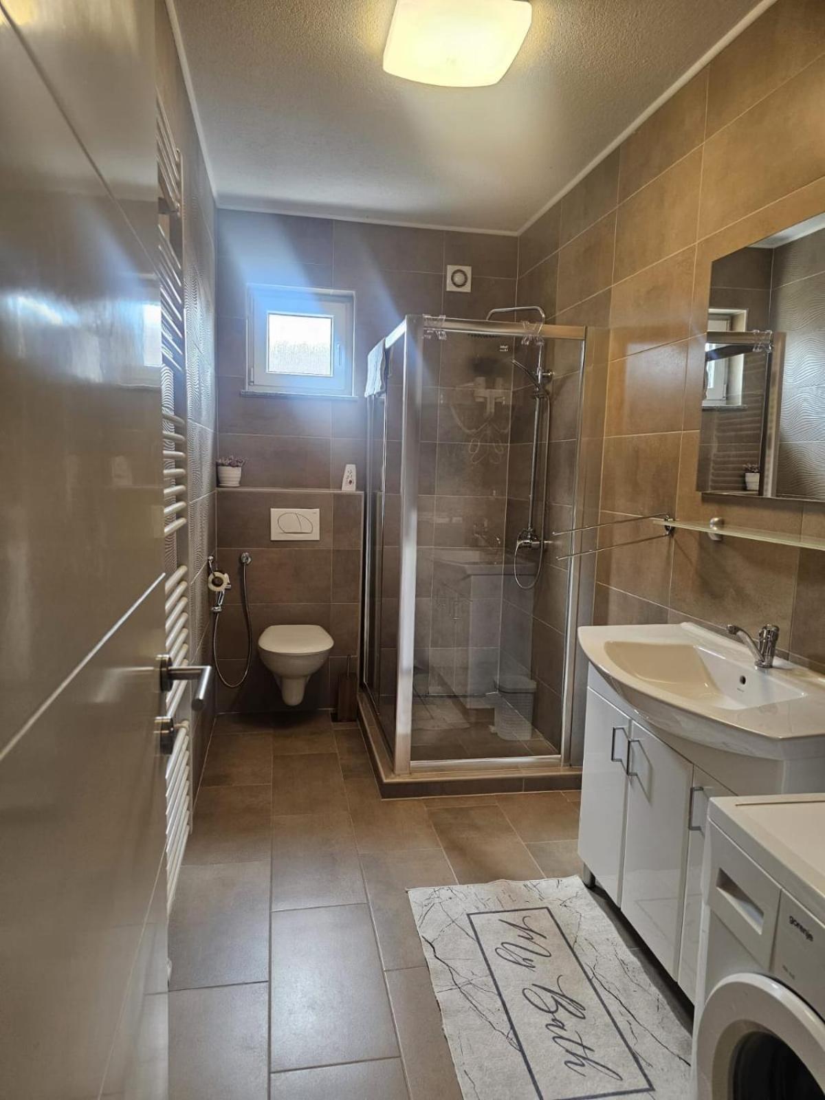 Elite Apartment Jasmina Bihać Exteriör bild